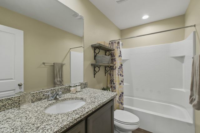 602 Ridge View Way, Justin, TX 76247