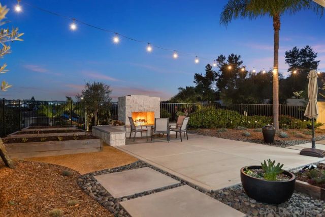 1734 Countryside Dr, Vista, CA 92081