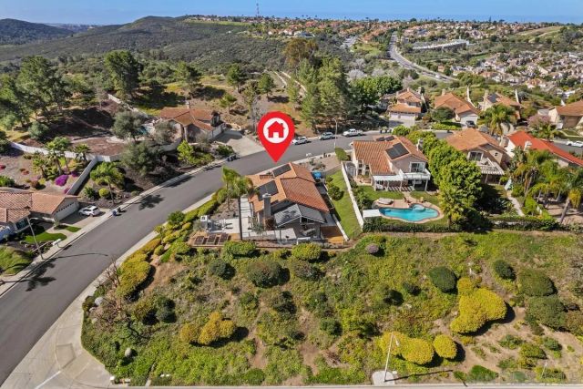 1734 Countryside Dr, Vista, CA 92081
