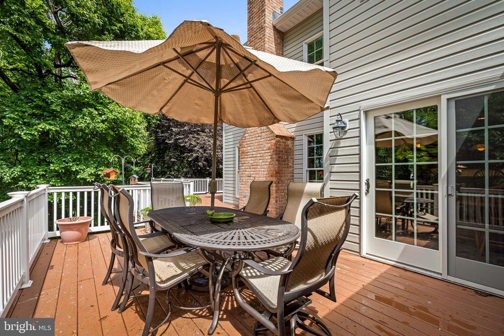 Image 30 of property listing at 712 LYTHE HILL CT, Westminster, MD 21158