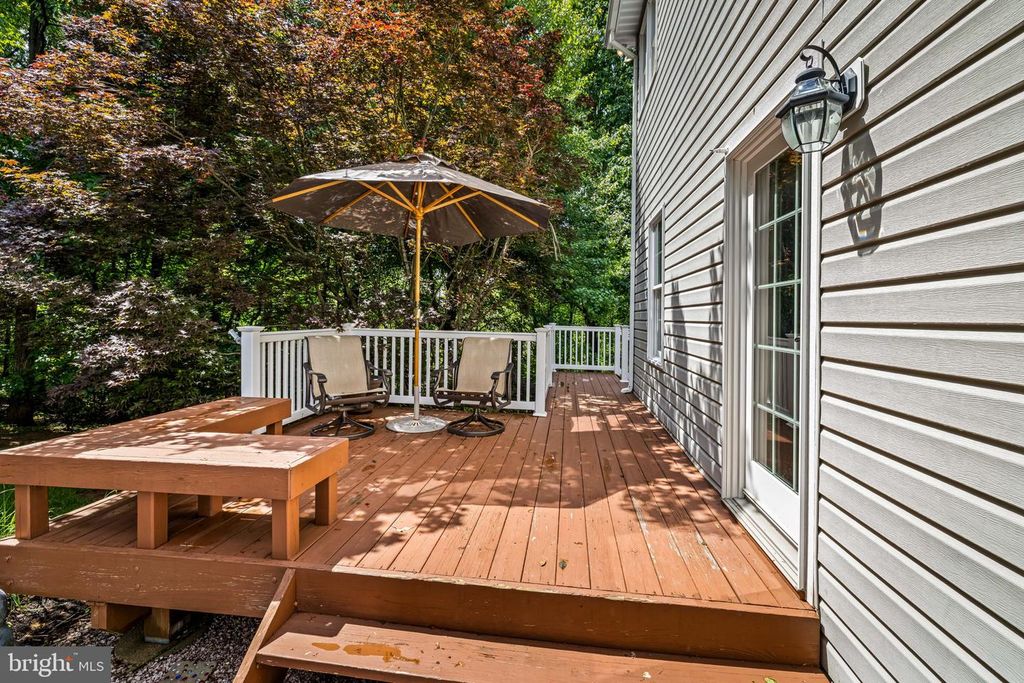 Image 34 of property listing at 712 LYTHE HILL CT, Westminster, MD 21158