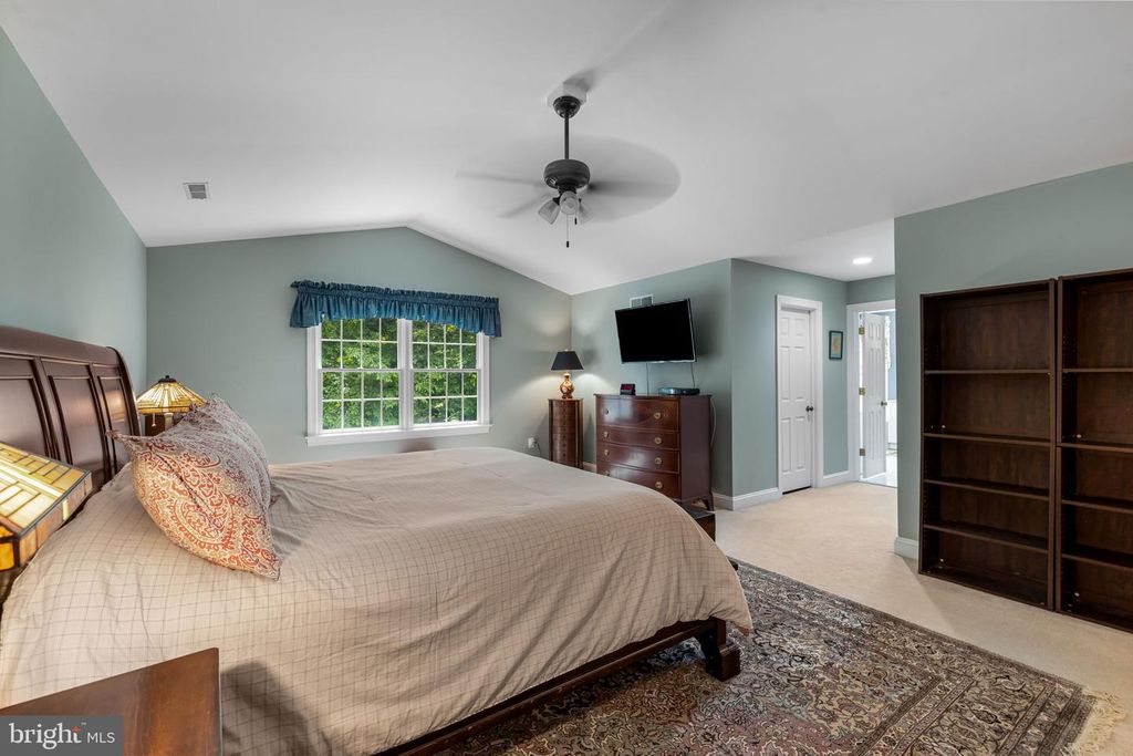 Image 40 of property listing at 712 LYTHE HILL CT, Westminster, MD 21158
