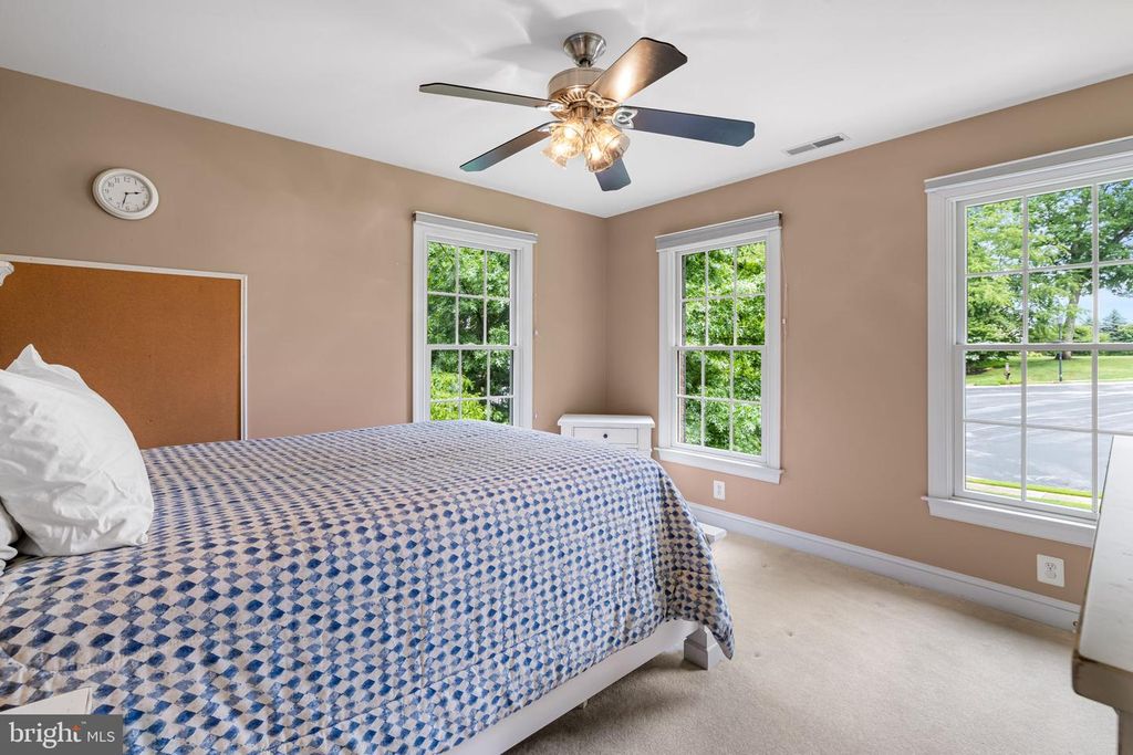 Image 46 of property listing at 712 LYTHE HILL CT, Westminster, MD 21158