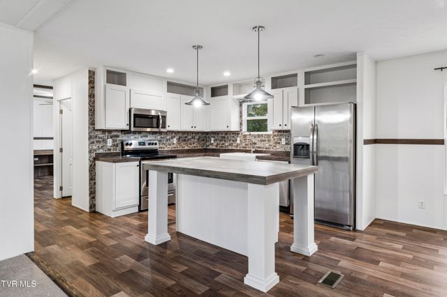 274 Scott Lane, Blountville, TN 37617