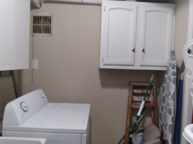 3733 N 61st STREET, Milwaukee, WI 53216