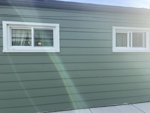 3733 N 61st STREET, Milwaukee, WI 53216