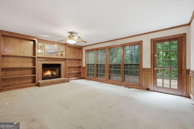 760 Edgewater Lane NW, Kennesaw, GA 30144