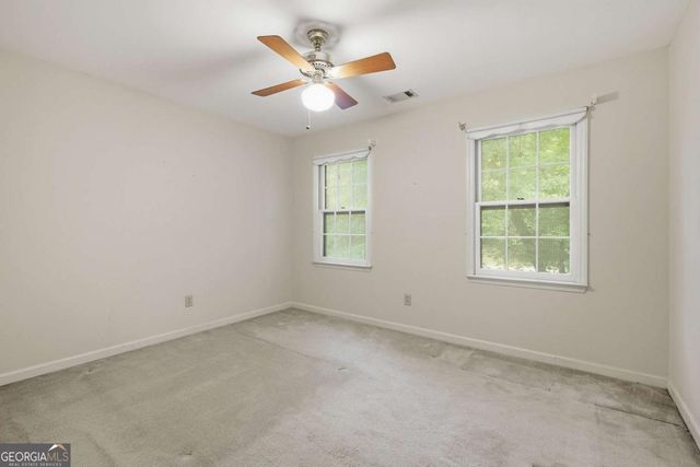 760 Edgewater Lane NW, Kennesaw, GA 30144