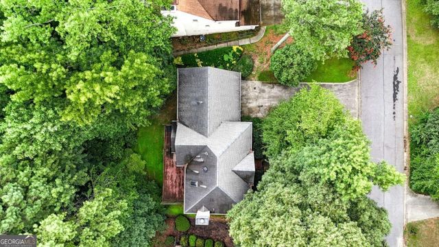760 Edgewater Lane NW, Kennesaw, GA 30144