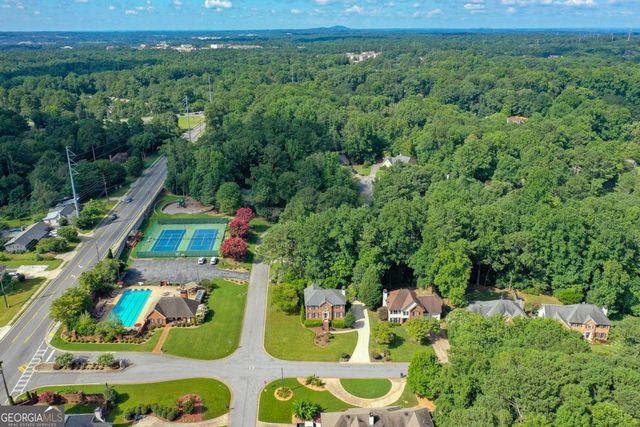 760 Edgewater Lane NW, Kennesaw, GA 30144