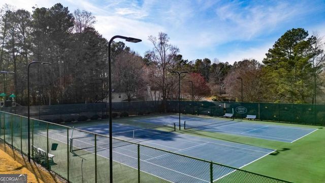 760 Edgewater Lane NW, Kennesaw, GA 30144