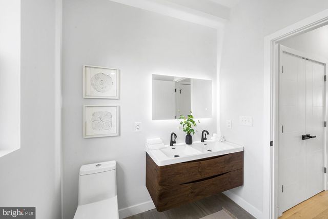 2156 N RANDOLPH ST, Philadelphia, PA 19122