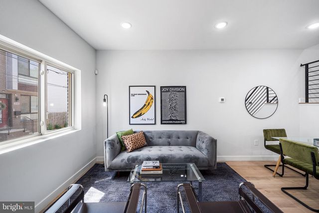 2156 N RANDOLPH ST, Philadelphia, PA 19122