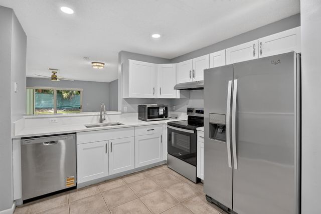 9766 Kamena Circle, Boynton Beach, FL 33436