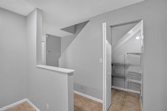 9766 Kamena Circle, Boynton Beach, FL 33436