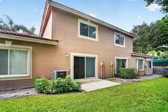 9766 Kamena Circle, Boynton Beach, FL 33436