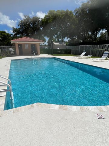 9766 Kamena Circle, Boynton Beach, FL 33436