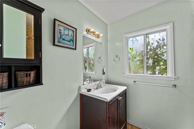 13675 Rayen Street, Arleta, CA 91331