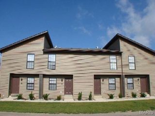 459 PONDEROSA Avenue D, O'fallon, IL 62269