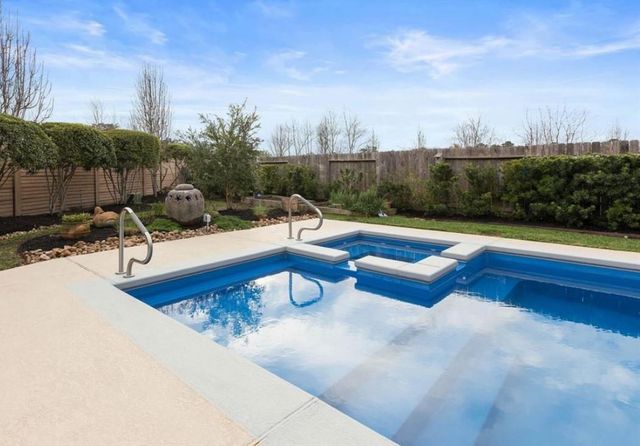 9039 Centennial Drive, Conroe, TX 77384