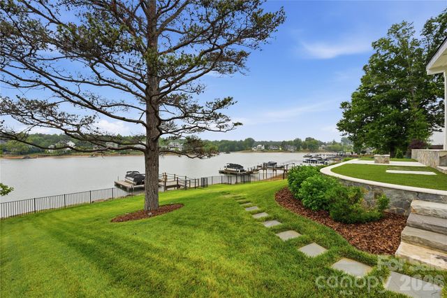 115 Little Indian Loop, Mooresville, NC 28117