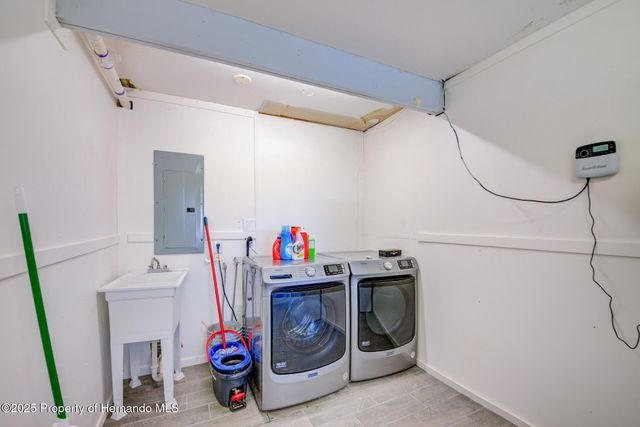 3358 Minnow Creek Drive, Hernando Beach, FL 34607