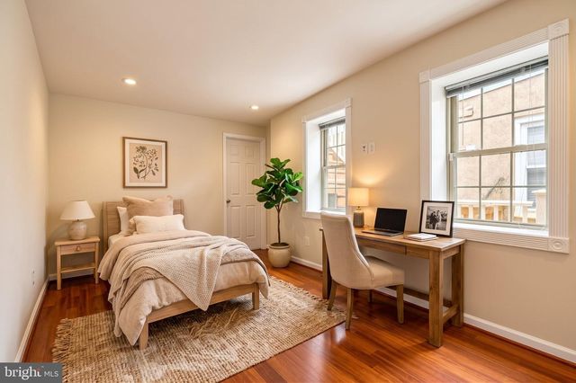 1629 S CHARLES ST, Baltimore, MD 21230