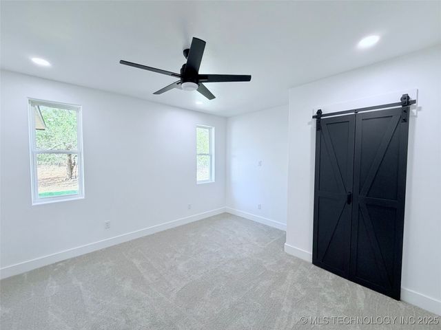 16902 Hackberry Lane, Oakland, OK 73446