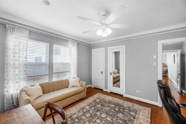 307 W 31st Street, Houston, TX 77018