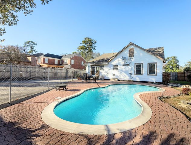 307 W 31st Street, Houston, TX 77018