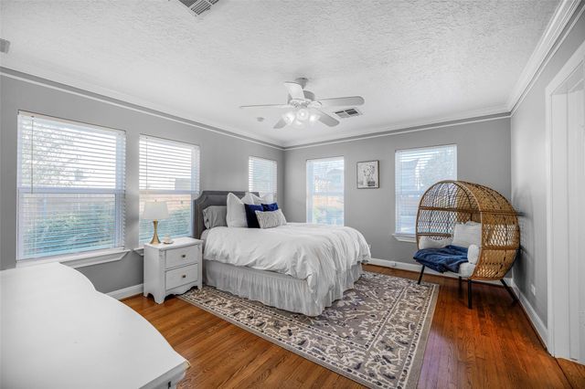 307 W 31st Street, Houston, TX 77018