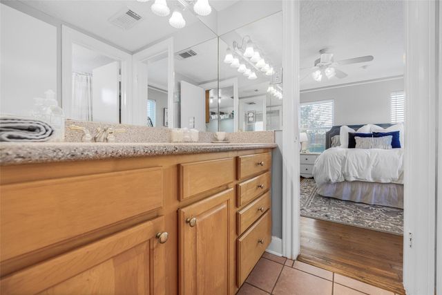 307 W 31st Street, Houston, TX 77018