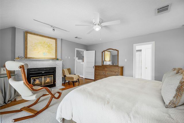 307 W 31st Street, Houston, TX 77018