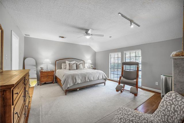 307 W 31st Street, Houston, TX 77018