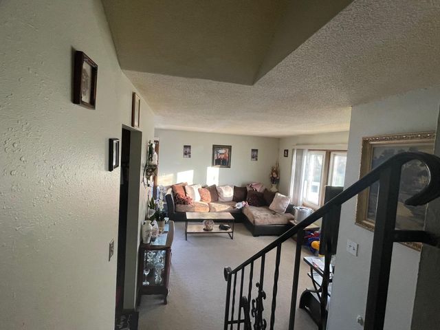 6005 64th Avenue 6005, Brooklyn Park, MN 55429