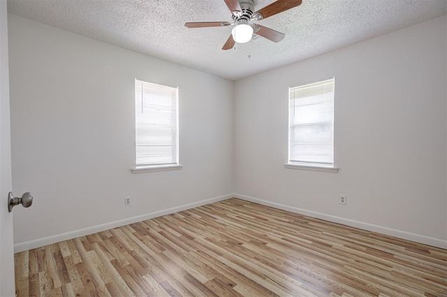 3009 SE 20th Street, Del City, OK 73115