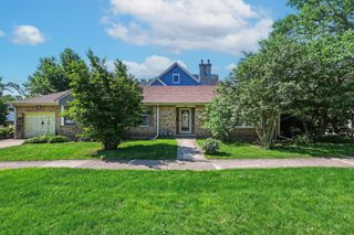 4201 Linden Avenue, Western Springs, IL 60558
