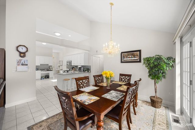 13021 Holmes Drive, Palos Park, IL 60464