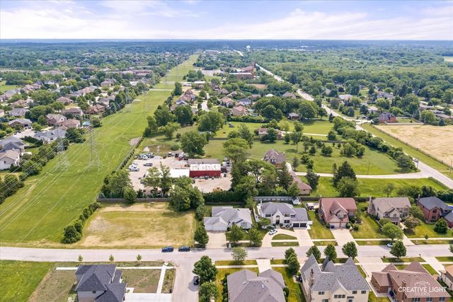 13021 Holmes Drive, Palos Park, IL 60464