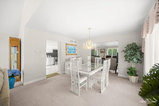 13021 Holmes Drive, Palos Park, IL 60464