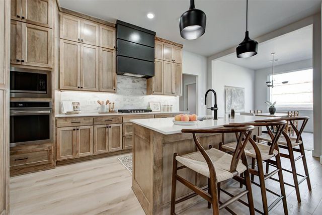 5613 NW 154th Terrace, Edmond, OK 73013