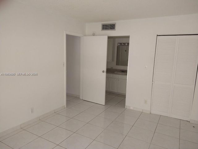 17021 N Bay Rd 126, Sunny Isles Beach, FL 33160