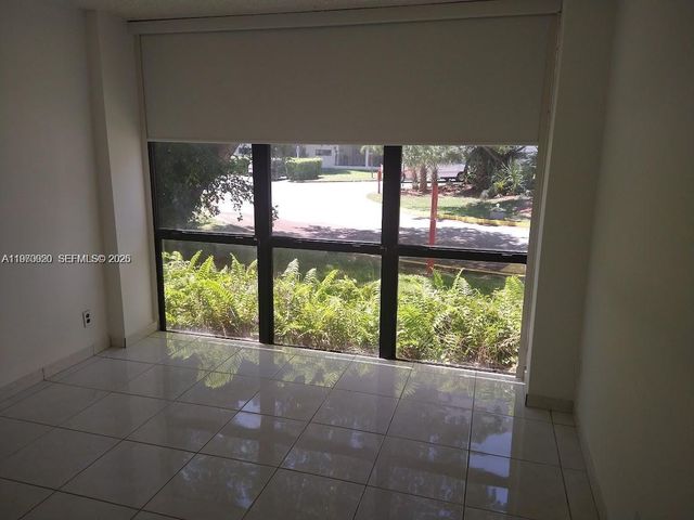 17021 N Bay Rd 126, Sunny Isles Beach, FL 33160