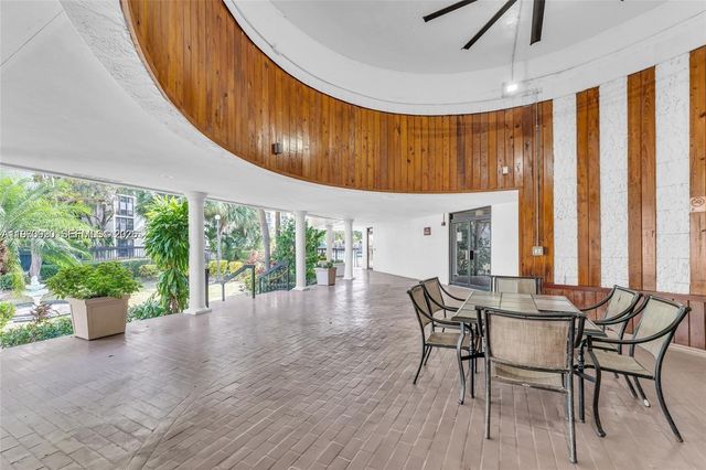 17021 N Bay Rd 126, Sunny Isles Beach, FL 33160