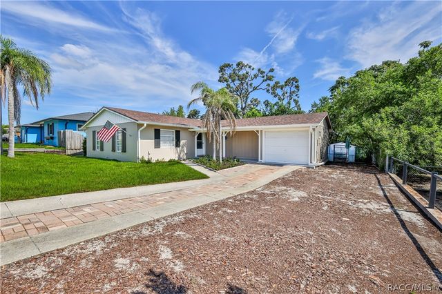 7163 Fireside Street, Spring Hill, FL 34606