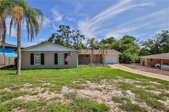 7163 Fireside Street, Spring Hill, FL 34606