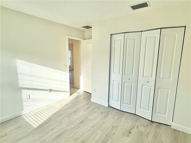 1635 22nd Avenue SW, Vero Beach, FL 32962