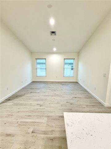 1635 22nd Avenue SW, Vero Beach, FL 32962