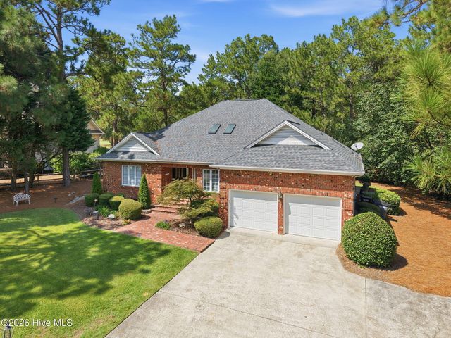 885 Monticello Drive, Pinehurst, NC 28374