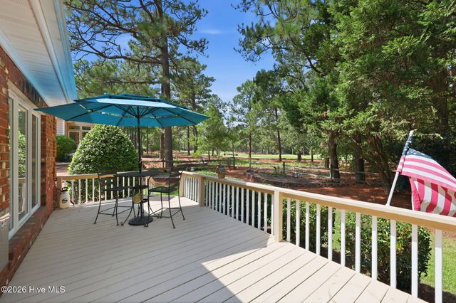 885 Monticello Drive, Pinehurst, NC 28374